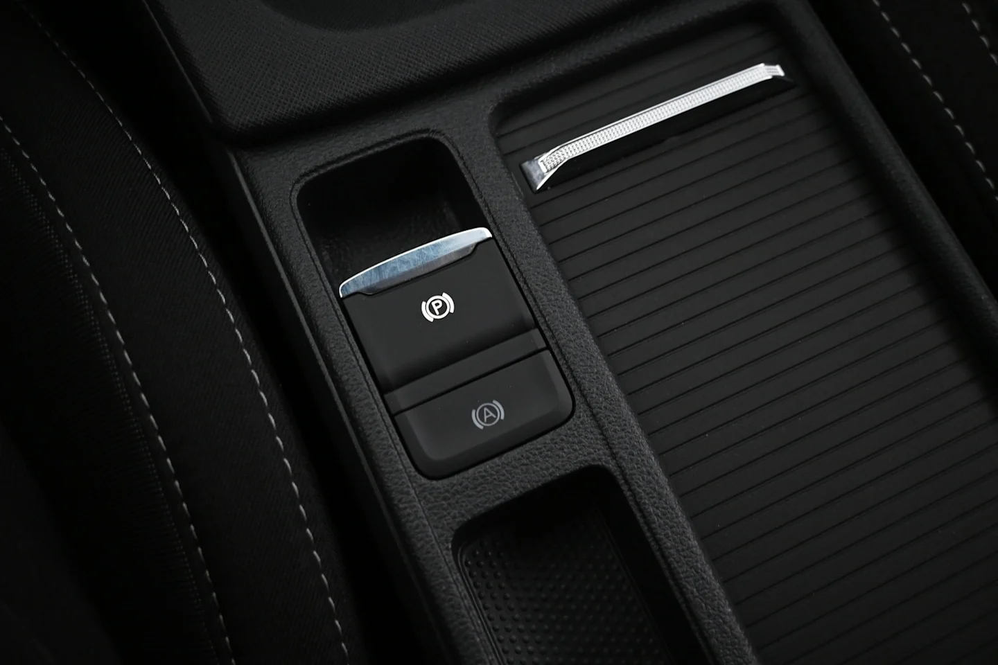 Car Image - 7xtCRWYQx6p1ZO3khQ2vrO