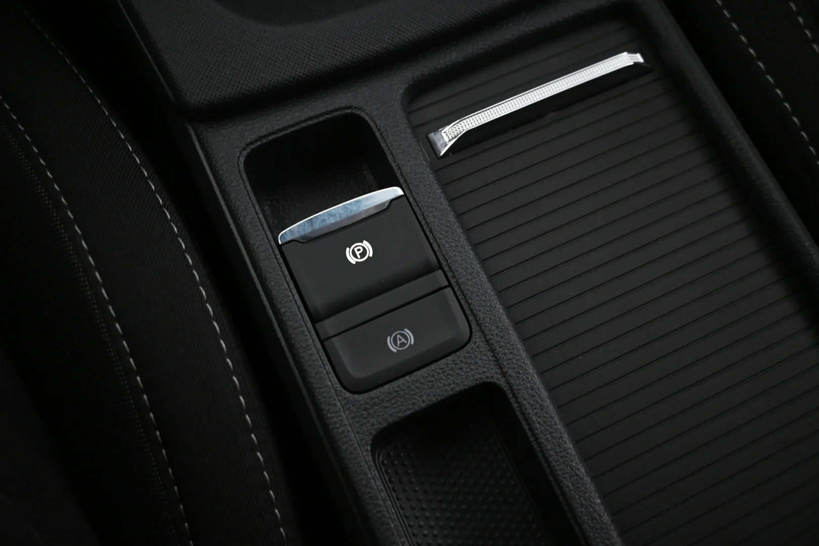 Car Image - 7xtCRWYQx6p1ZO3khQ2vrO