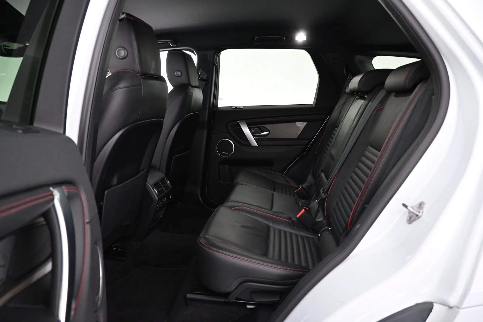 Car Image - 5tPt9DFRnQYMDlV6R2UOrr