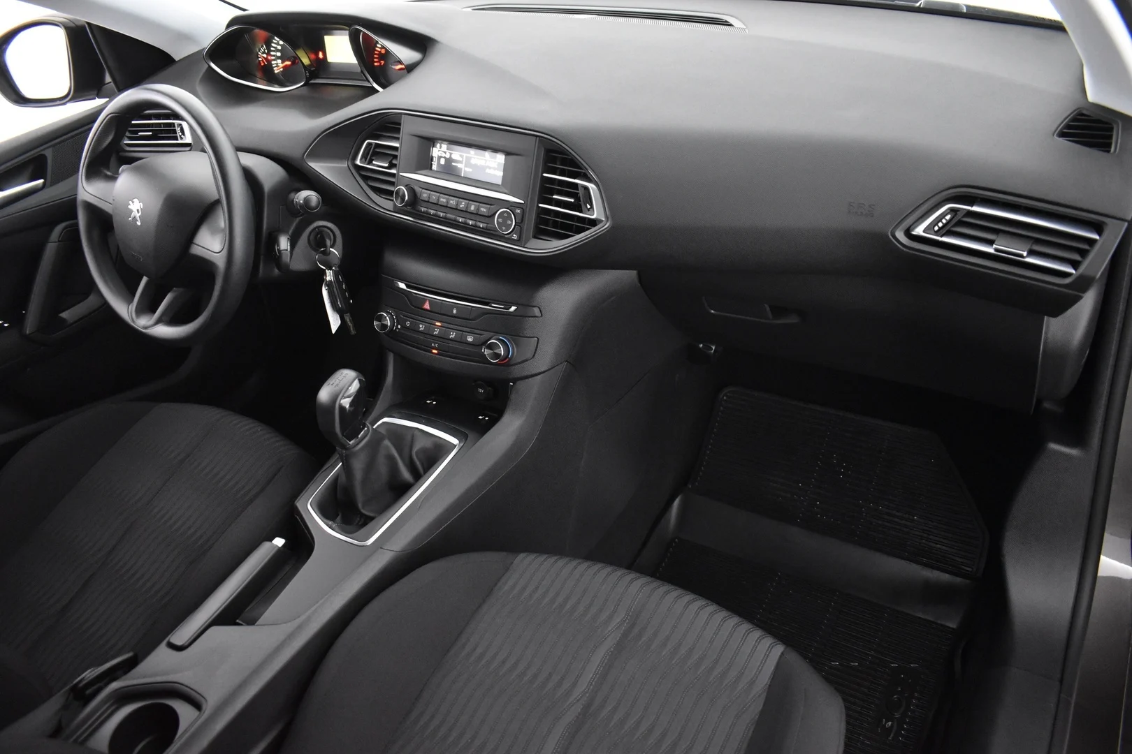 Car Image - 3sZR1739ZJK4kEFn1d2Qvz