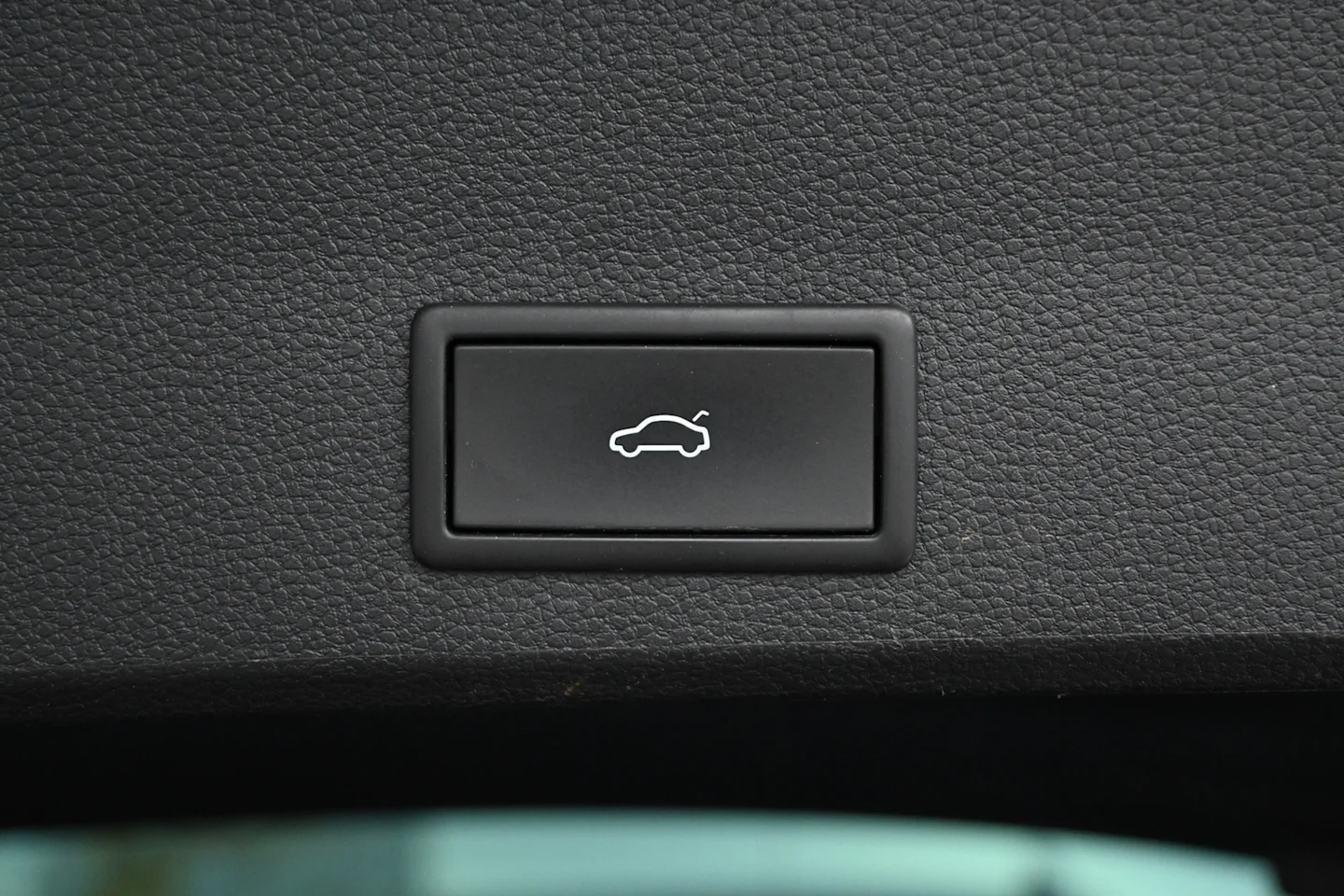 Car Image - 1rxlhw3DyJgJSVfHUxunoy
