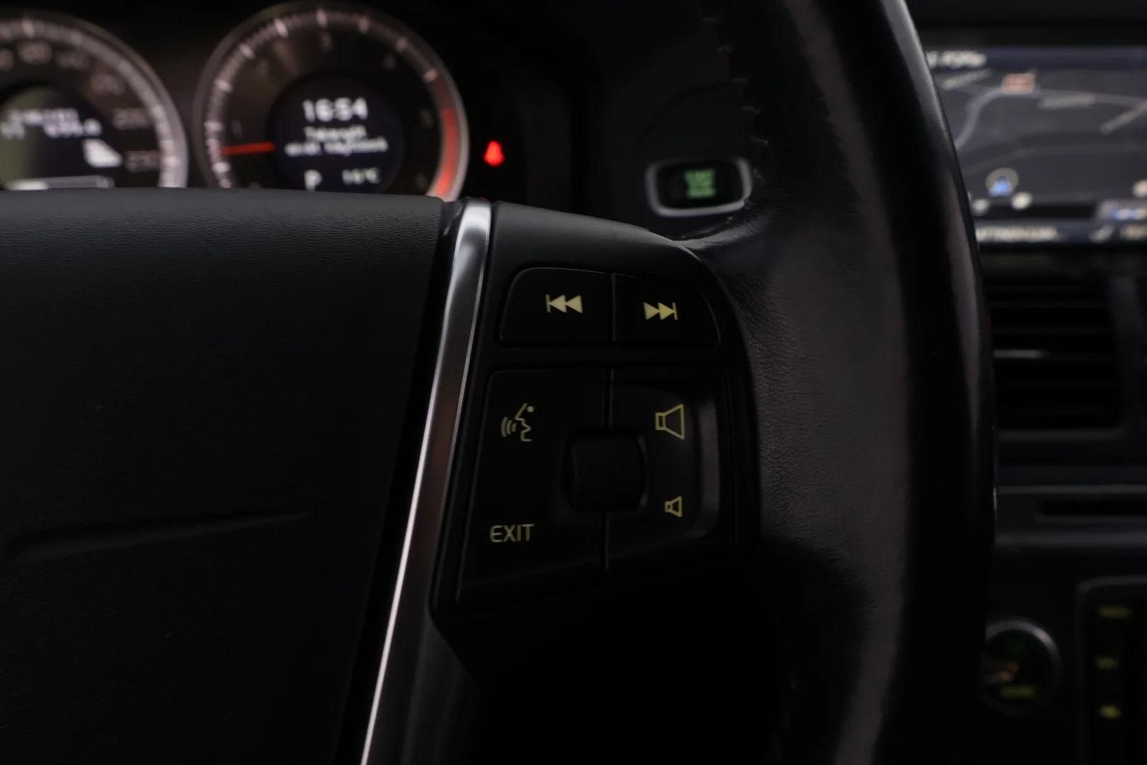 Car Image - 3BIhHpoRJqdmFxXRaCoGWd