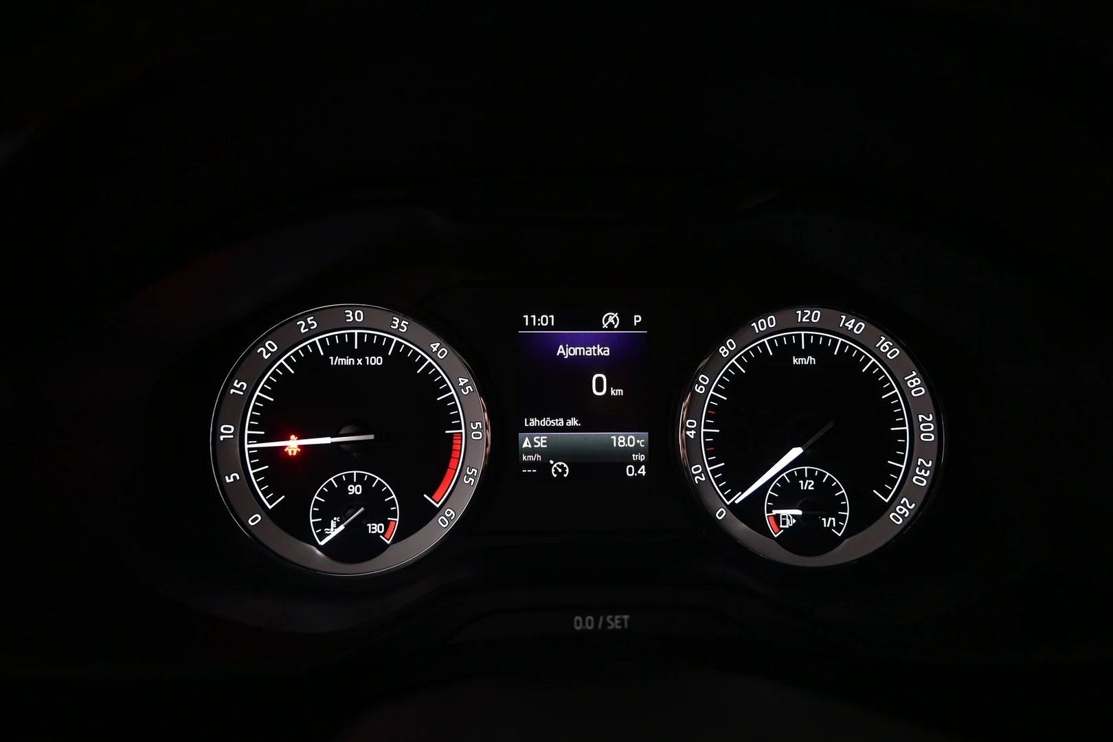 Car Image - 6tttZ01nvFIU1Y9qdYmn62