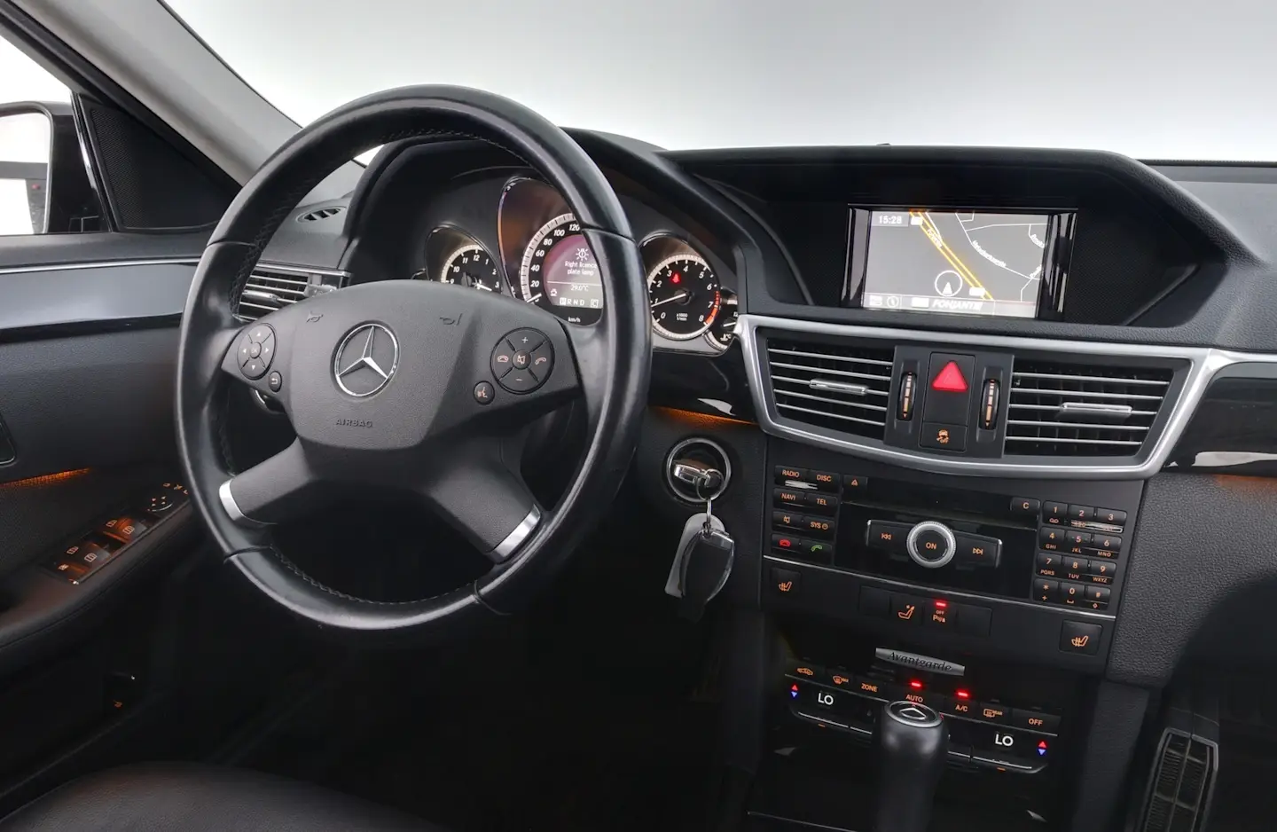 Car Image - 7AS4hl8crxrocmSxdRVA0N