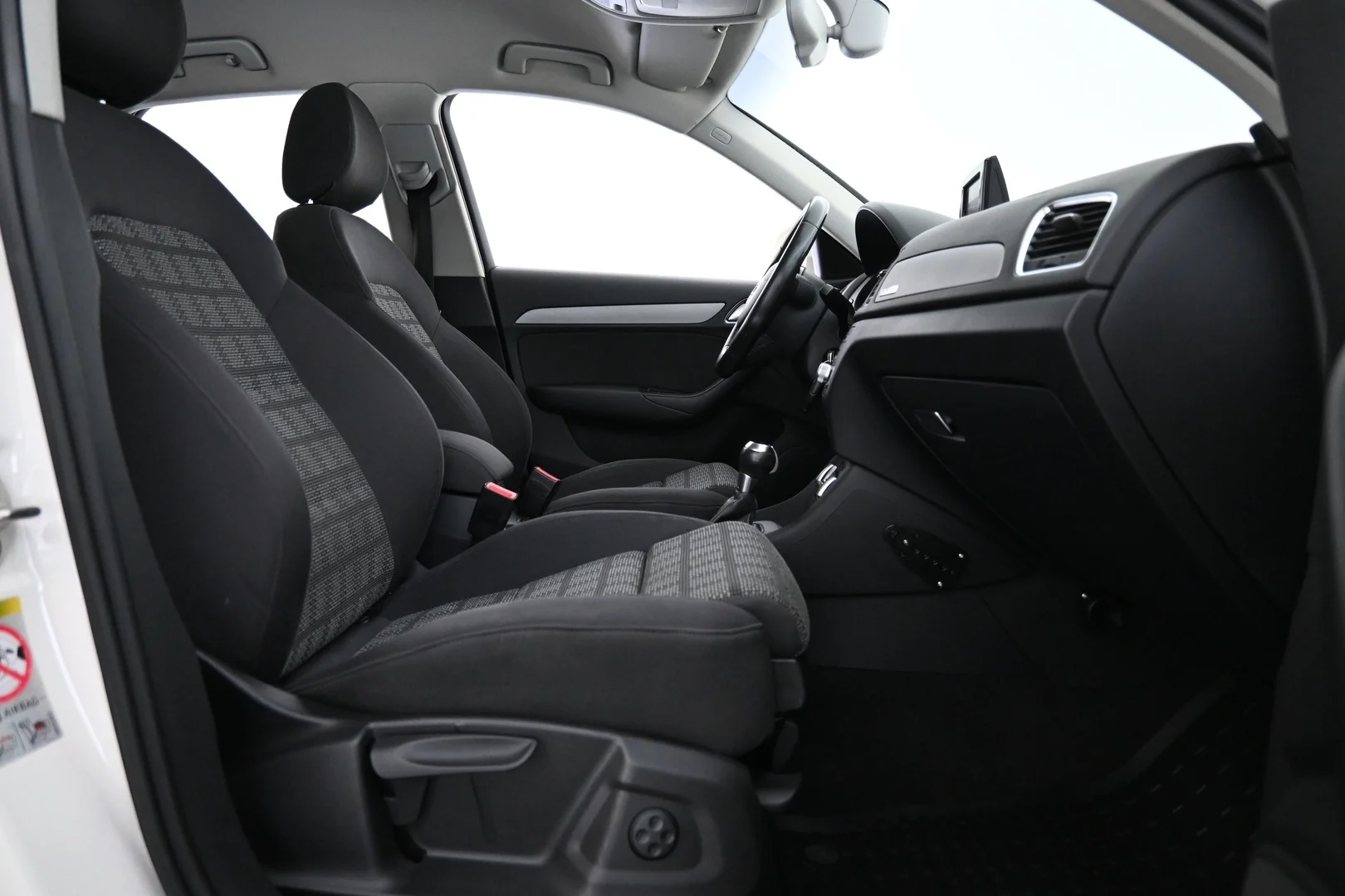 Car Image - 1rg3nTGYEei6WHgqkRXG3c