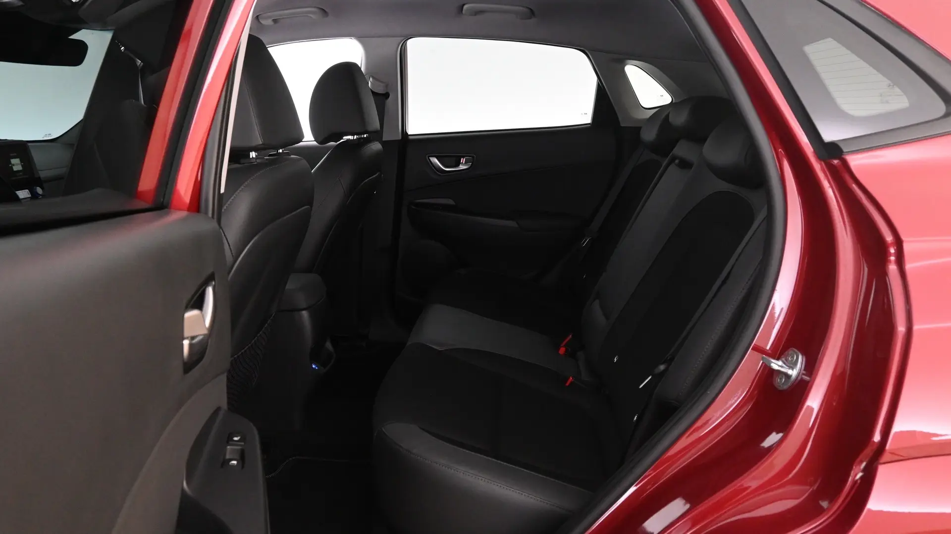 Car Image - qsObHsbiYq0LkboLSpwxM