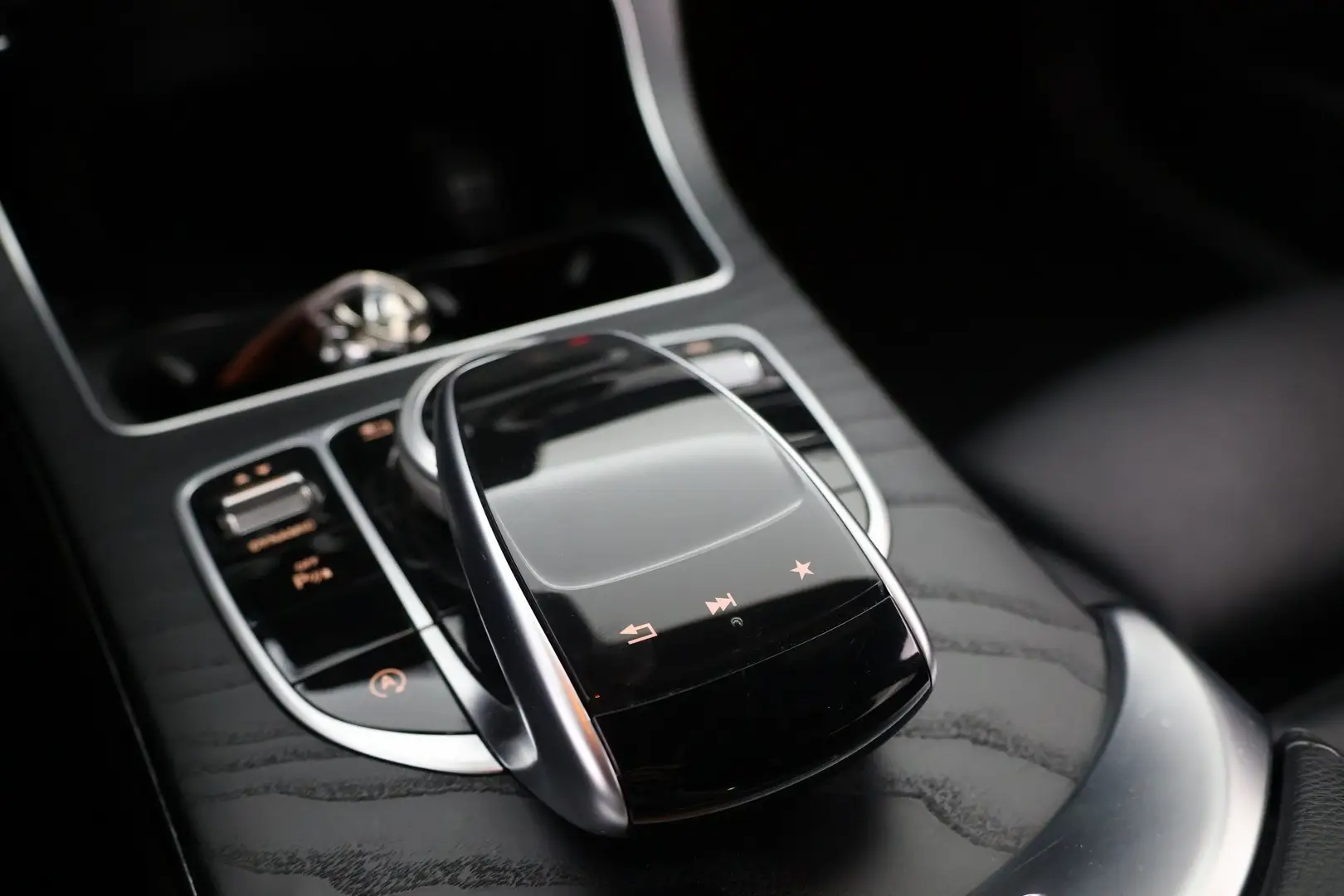 Car Image - 1nc7uSskYub94uou6W4s8p