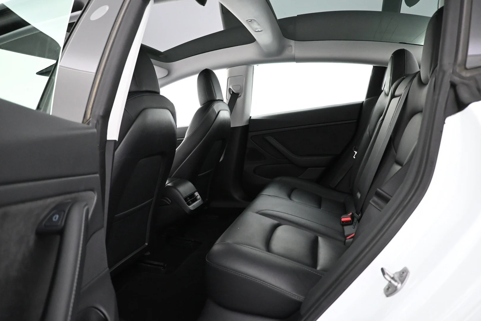 Car Image - 3C4se3zJKNuhcMnhRoJ1A7