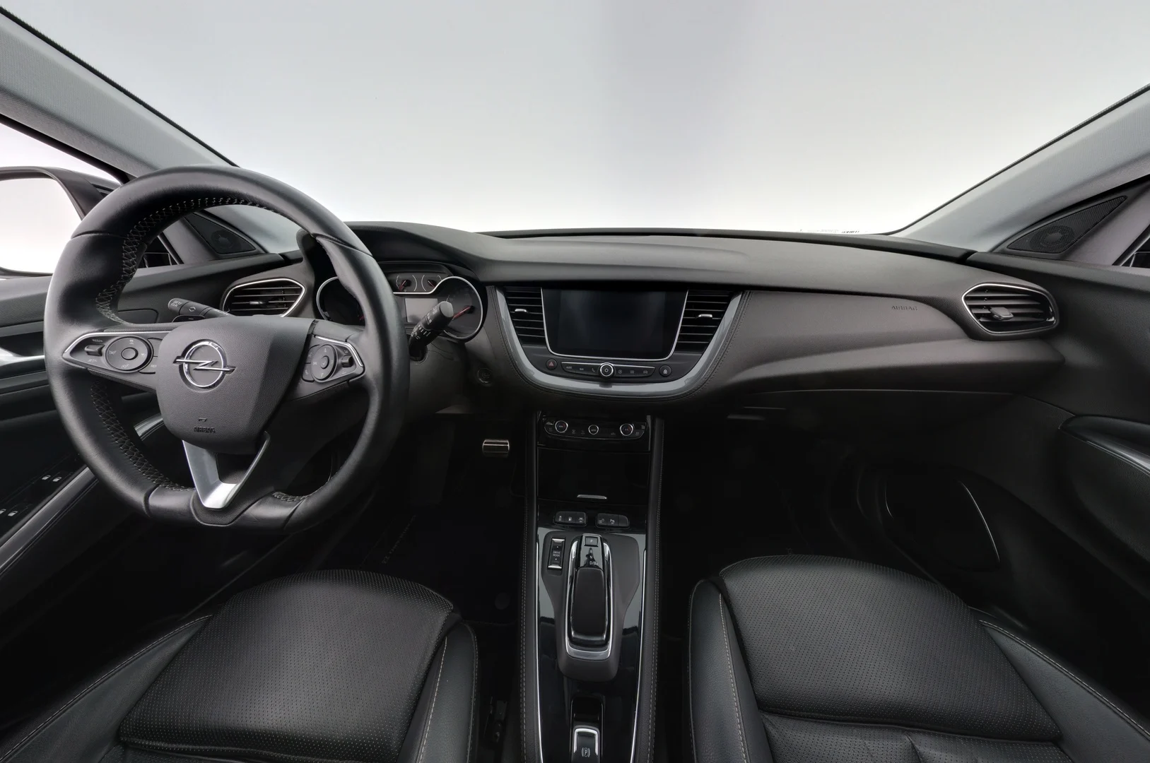 Car Image - 4xC3UxecGyDJTocyyD9h7m
