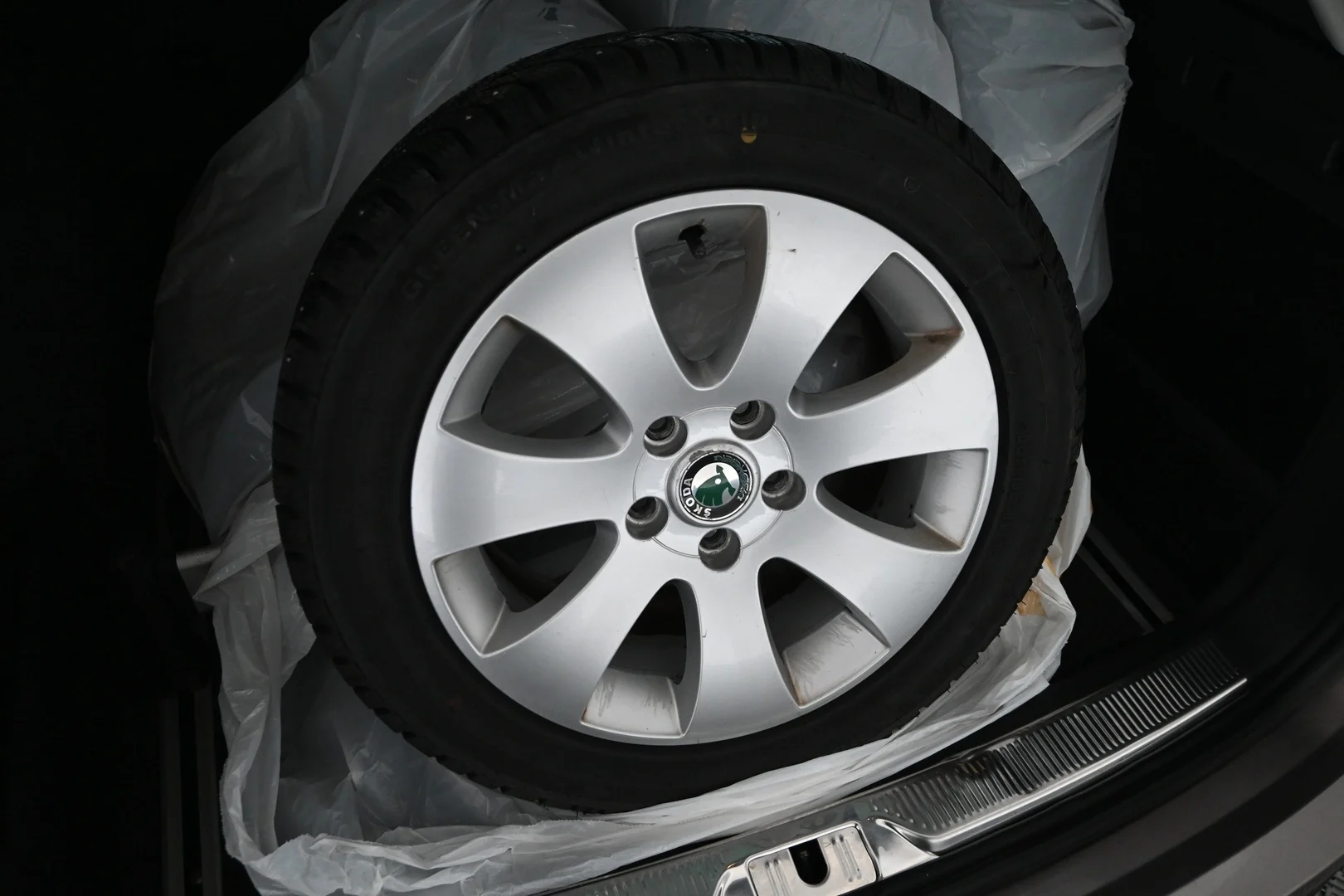 Car Image - 3cNP5TJkhBR4YlQlbaxzz0