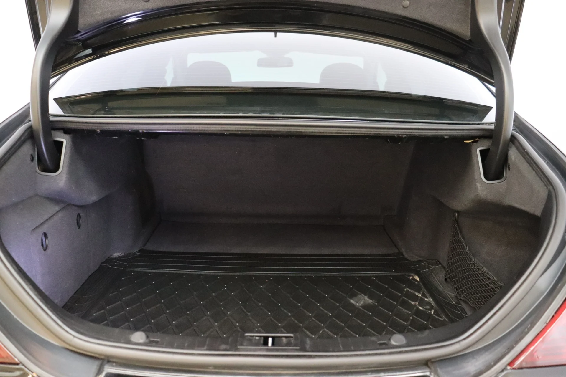 Car Image - 2K2PFJF0axmdAznzsYCeh0