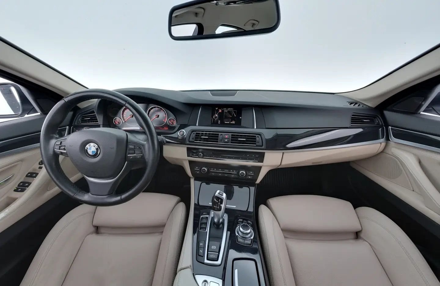 Car Image - 2pIdBi61X9WtlPhzg7fHk8