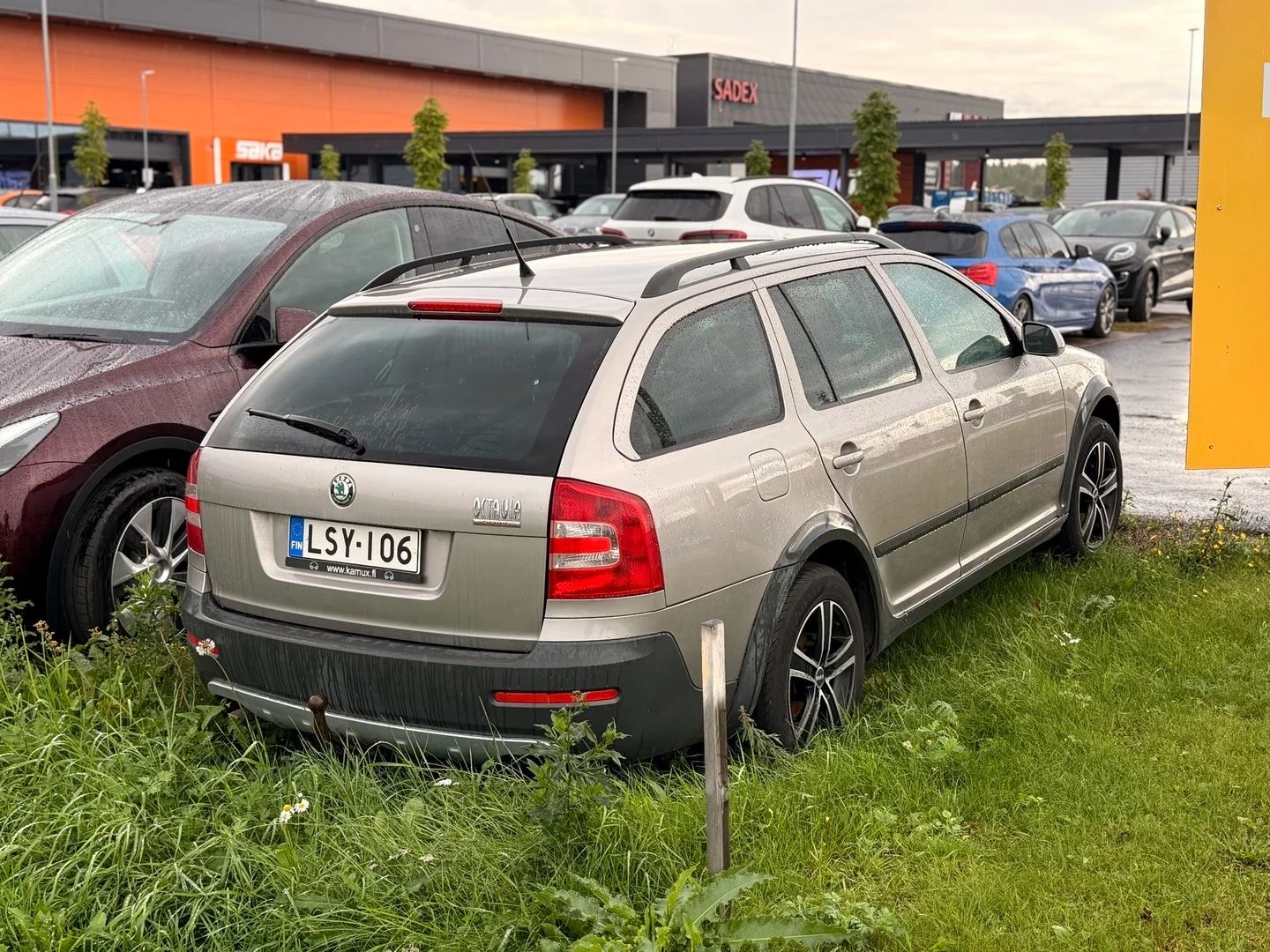 Car Image - 4QdvGu3JOWXpODgw1VSdSX