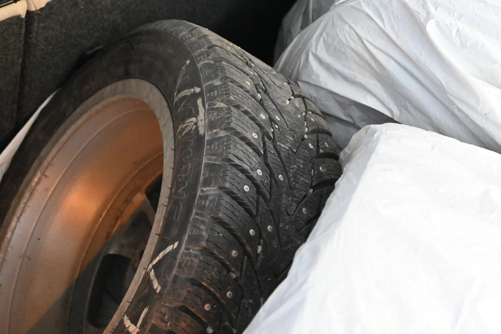Car Image - 6CzBRh9jLtoqnTnJ8Pdc8V