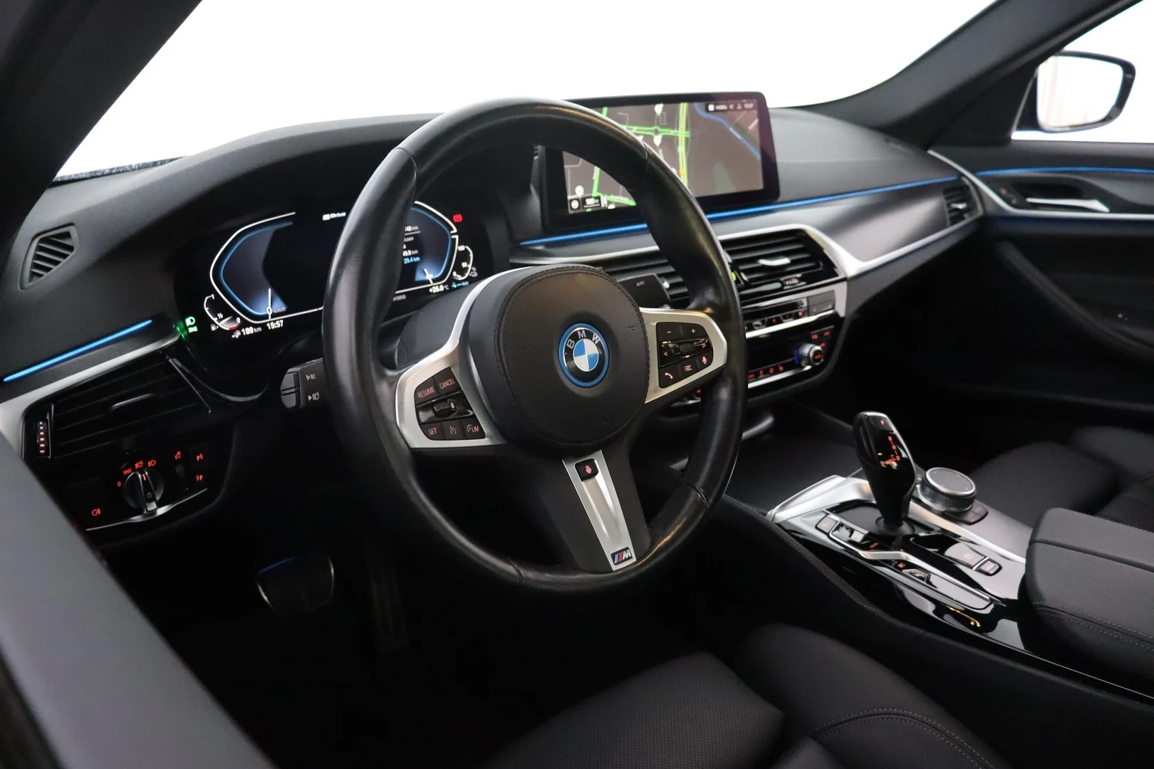 Car Image - 5t2mSGZ2zlvO2xSYOh9tDV