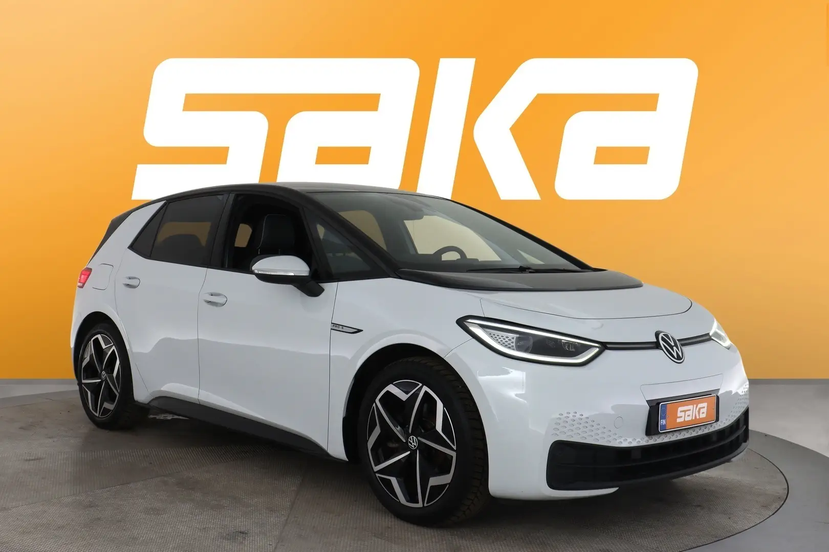 Car Image - 41UL4VmYJiX5vrIBmF1qW6