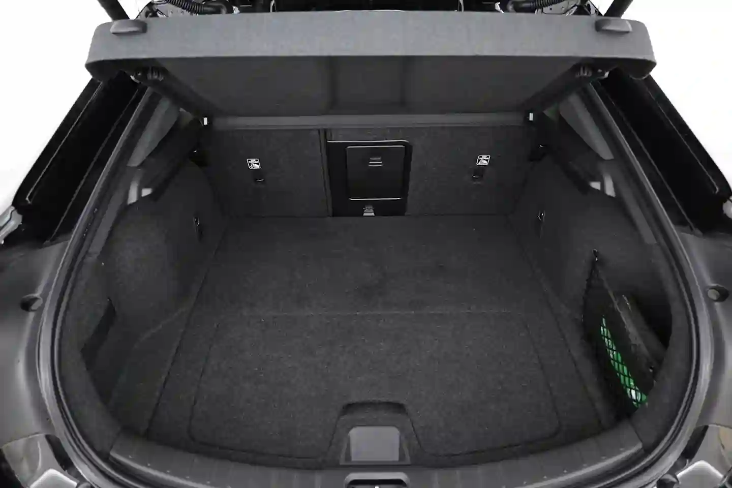 Car Image - j0gdOFrsvtsrzv6x2DgHl