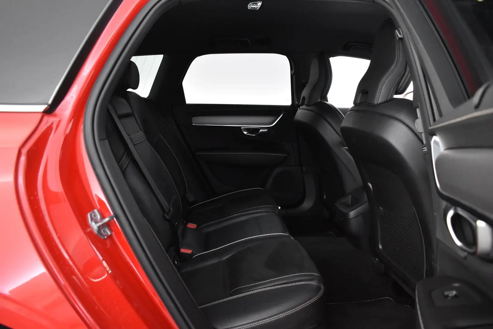 Car Image - 1e9fGs4AKUMRy7C7q8y4tz