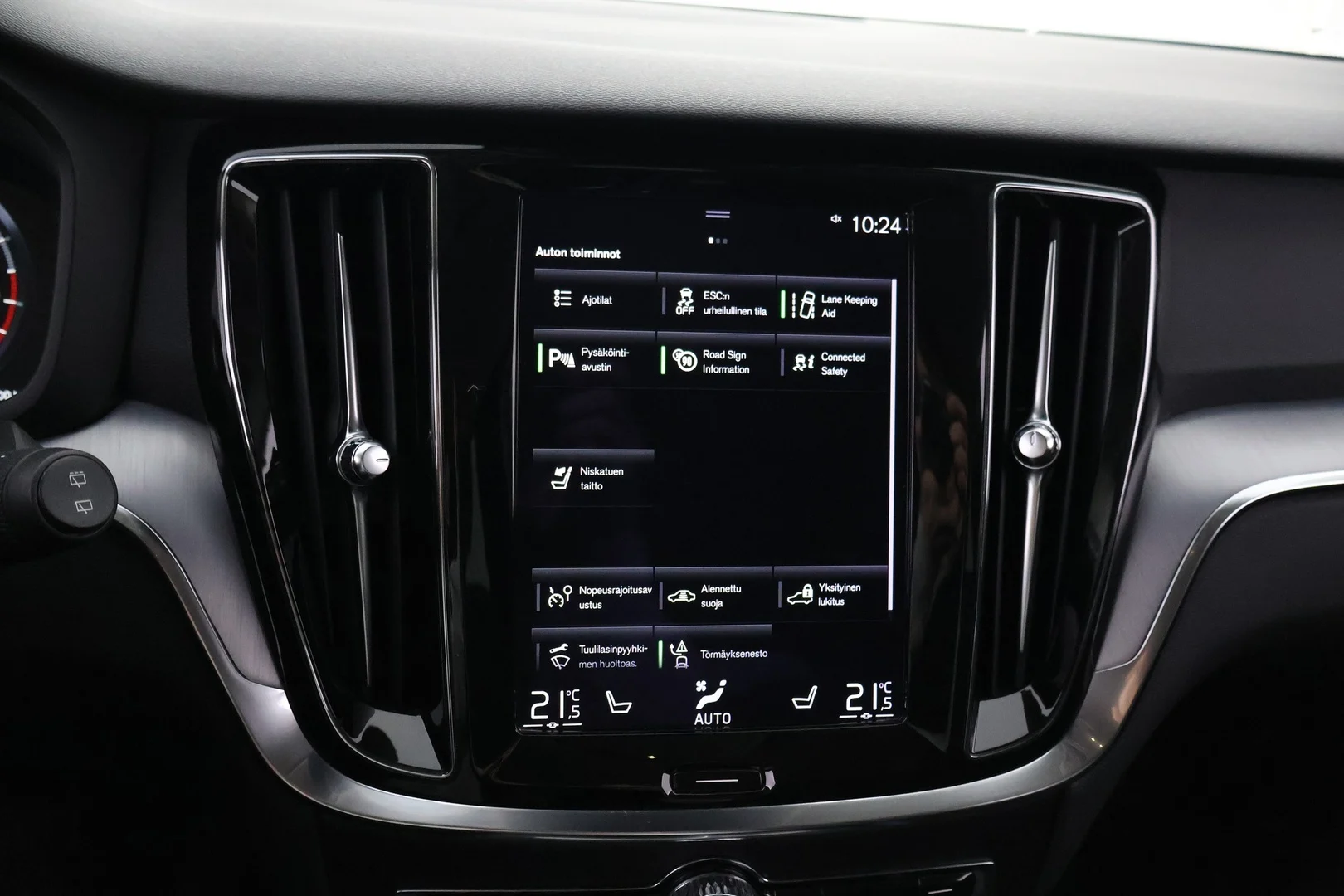Car Image - 5j2oDqFba5YFigHfmew1f8