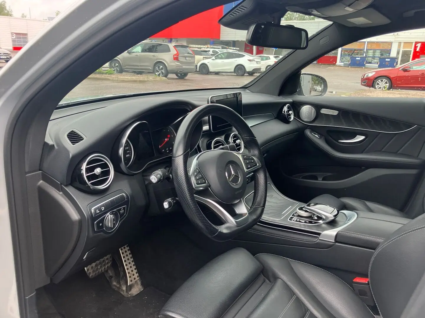 Car Image - 3itSMGDpI7Amls5hQpw9Fb