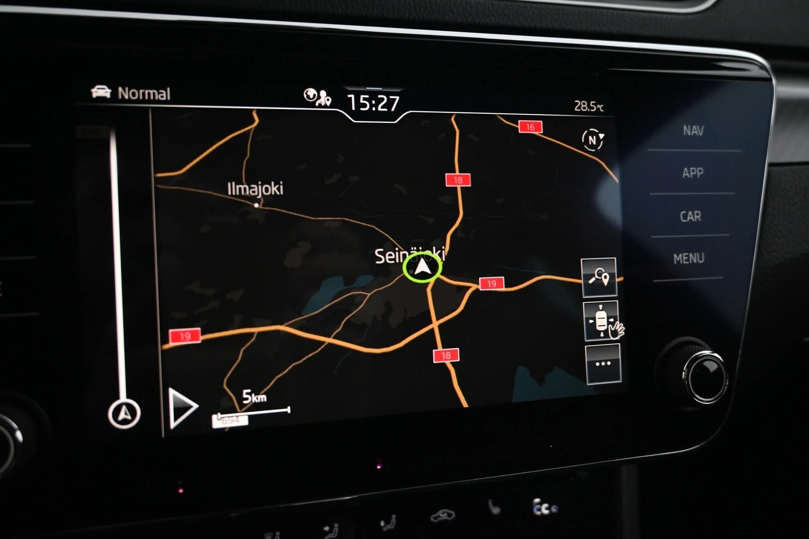 Car Image - 2ly5ys7CW9PIiBLPeBfk6U