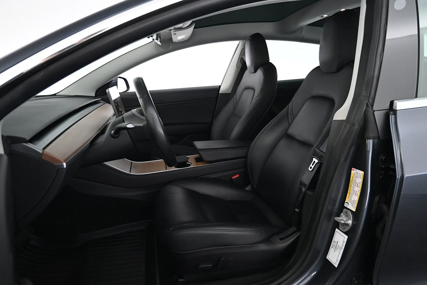 Car Image - 1mUoys1Qr3RLBb1gZsPgmQ