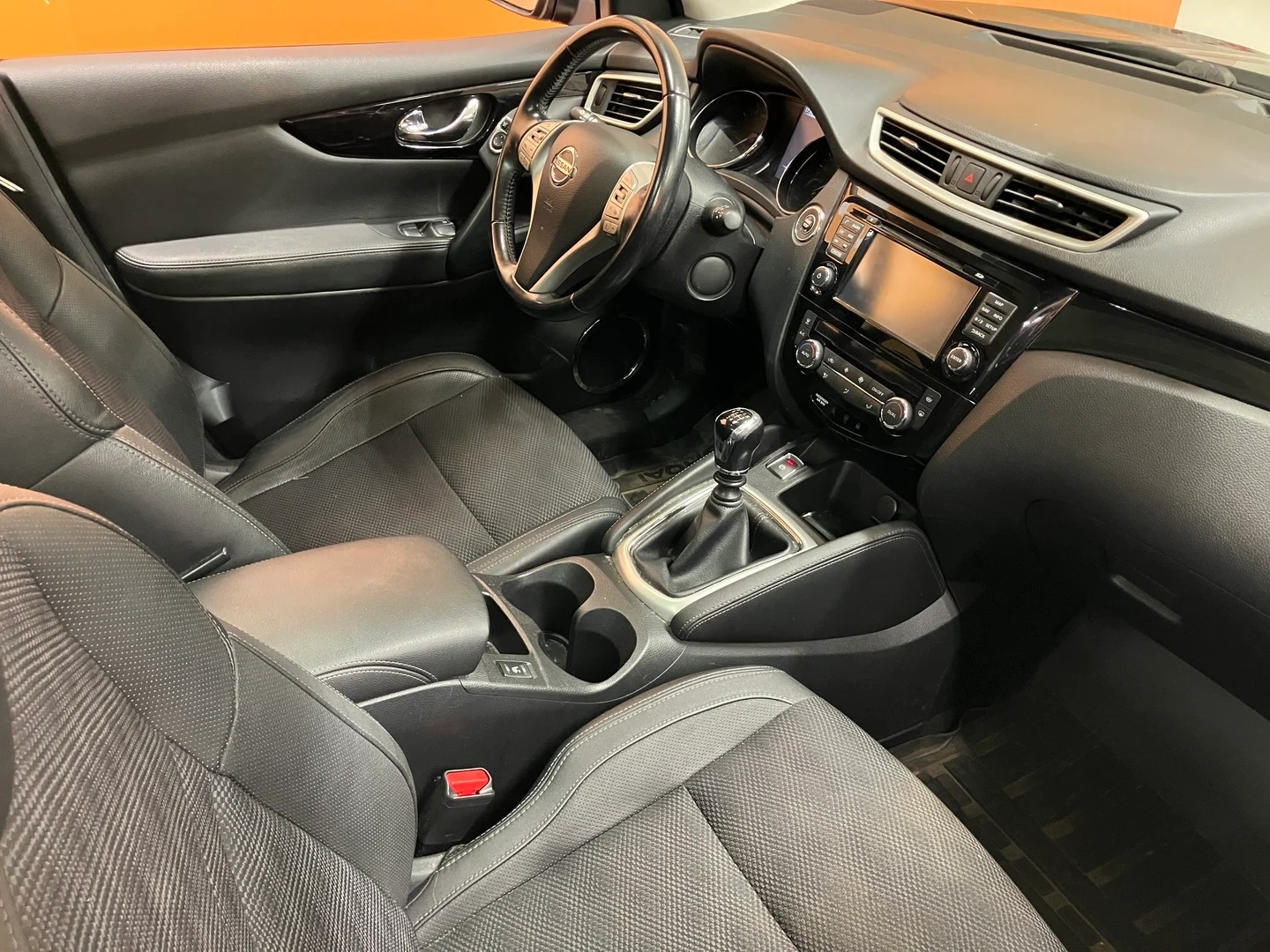 Car Image - 6eq9dVAd7WjoqXYCnP3ATO
