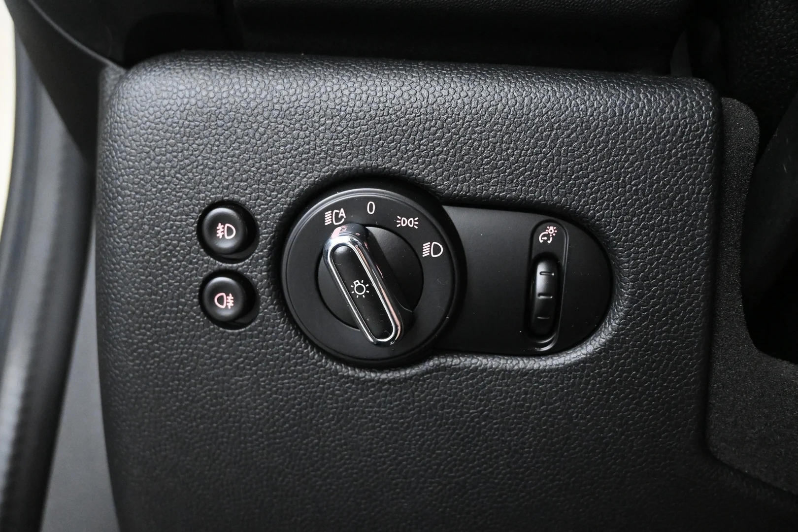 Car Image - 7yijVzEBJUmm8aJidcOKCN