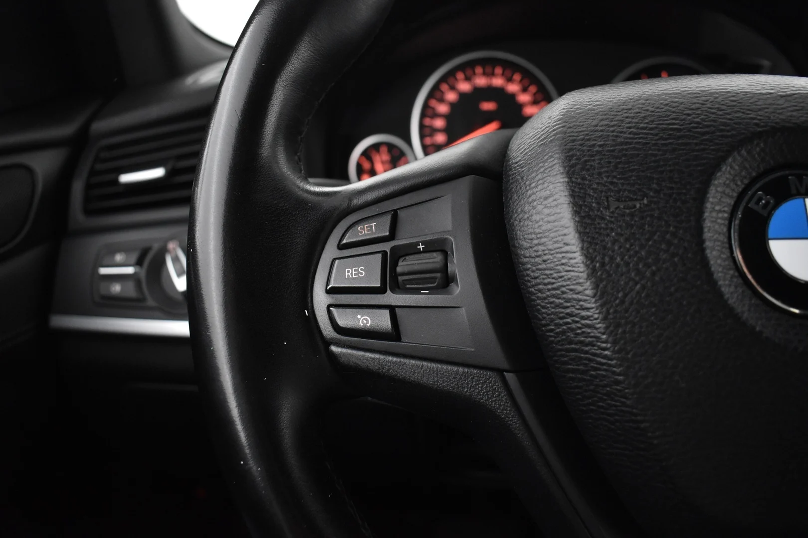 Car Image - 6WioC5F0jGmLZjrQWdCfiW