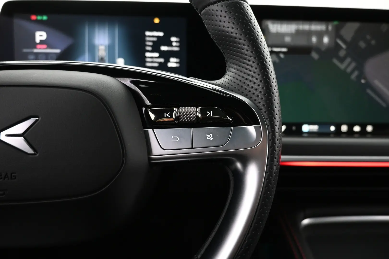 Car Image - 4L6WGZ1tkTPmdvB71VNZNh