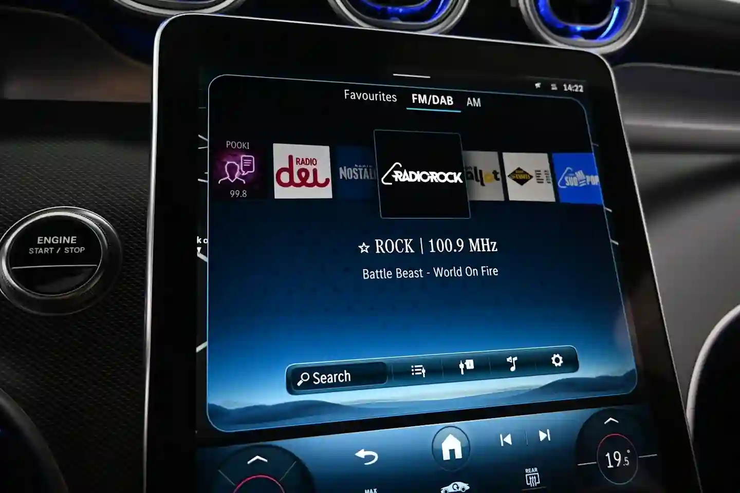 Car Image - 5MjYiR5HuNuoAxjdmQeTFF