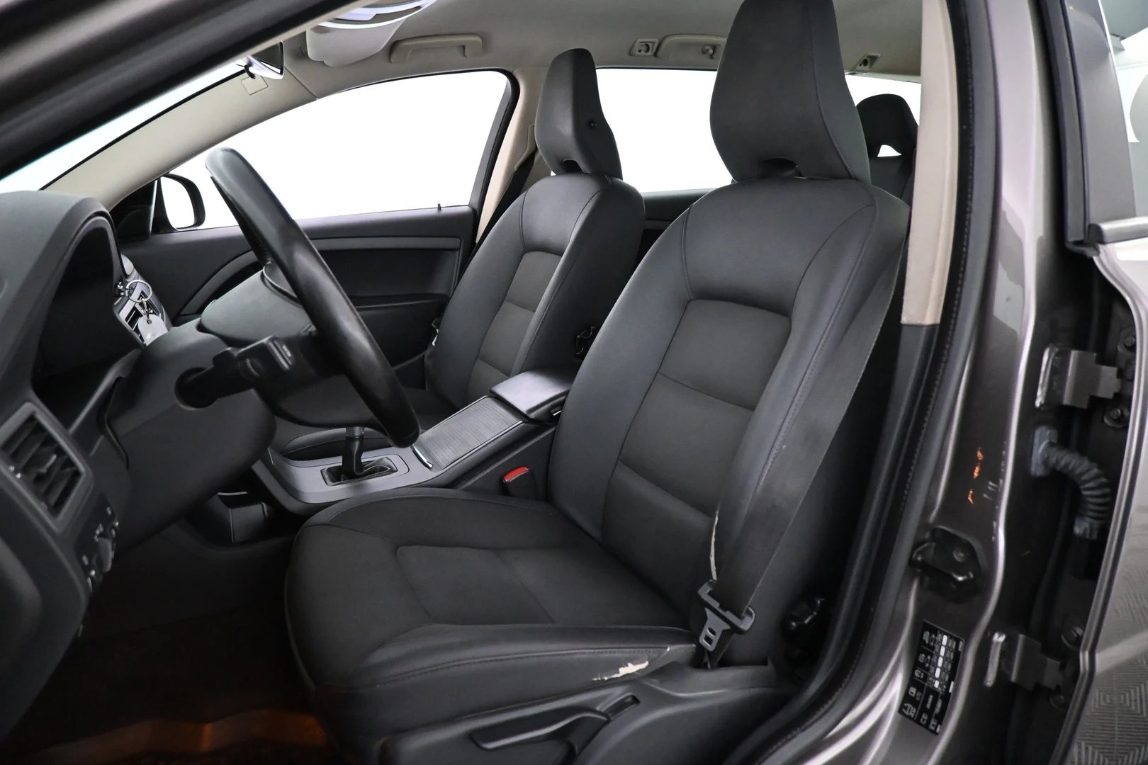 Car Image - 7d9S4z1glmAP1BbKSltPB0