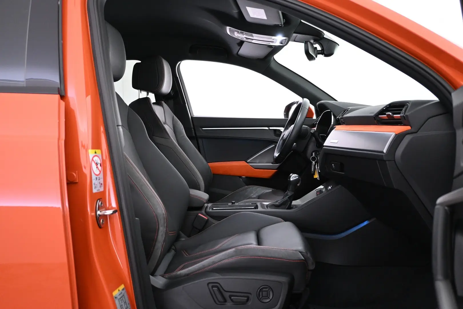 Car Image - 68qEeZCBZiRZGbkGbIuMeJ