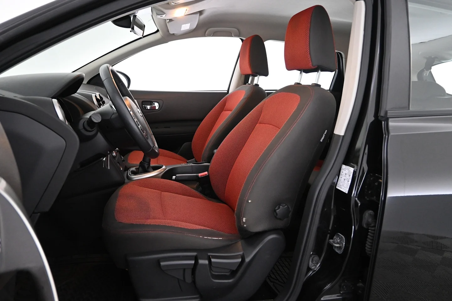 Car Image - 5Iq8XVcoJ3NDA5CDxuiECu