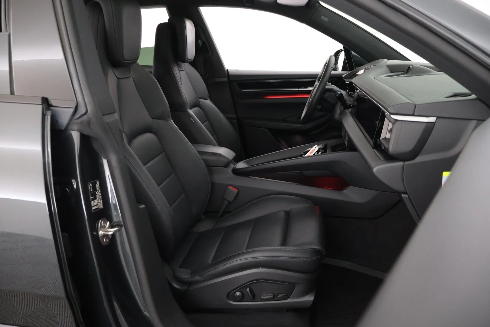 Car Image - 28gGJ1wfCRD2eGvWSZVlHz