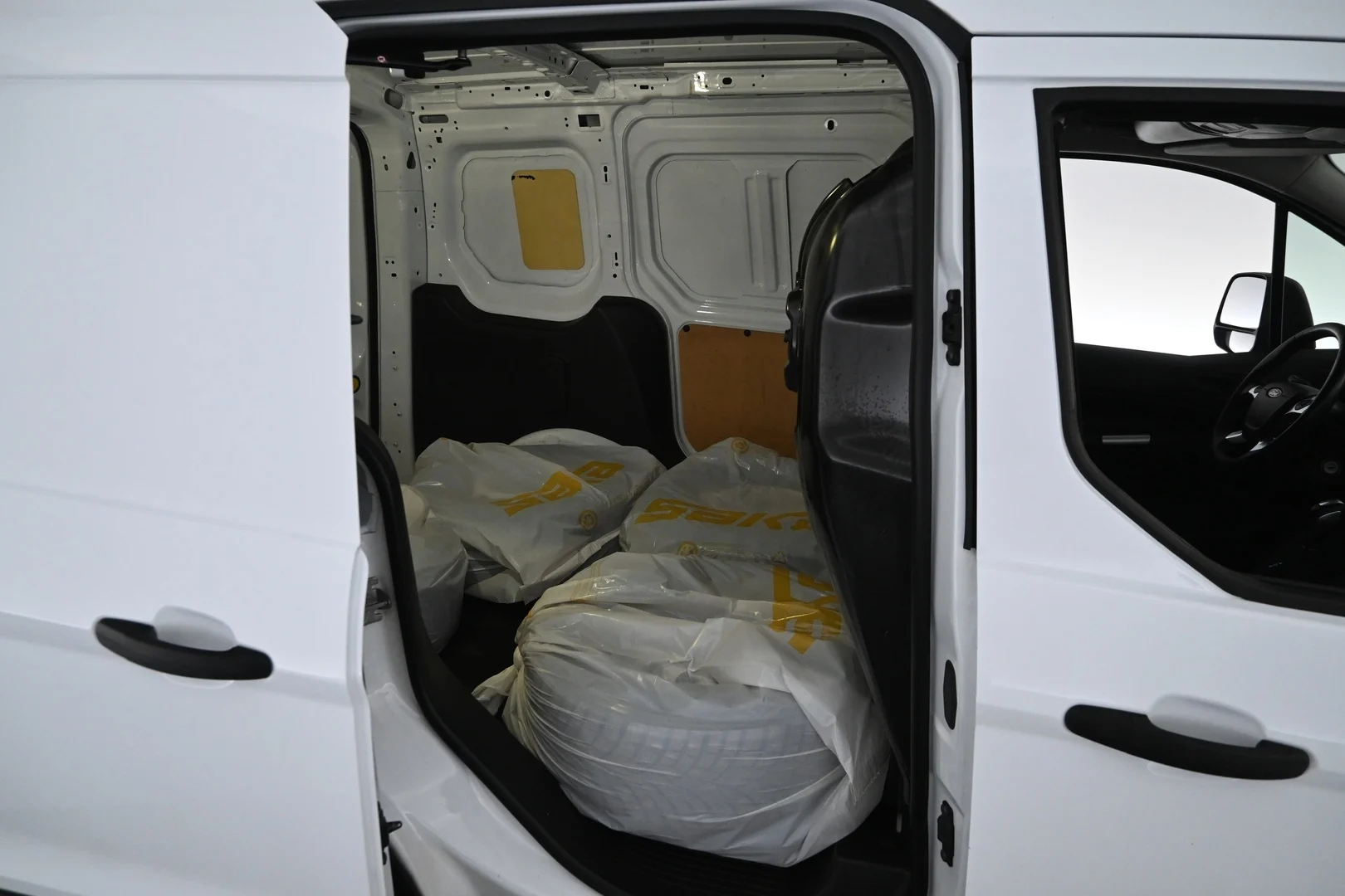 Car Image - 6sjCQam6A8J51ISDvxMn4E