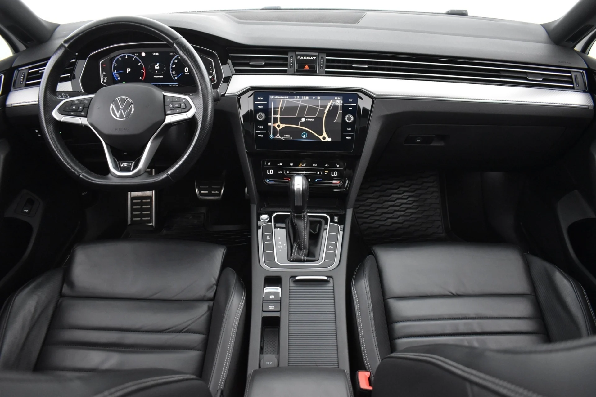 Car Image - 369VRJdeJZAlkSJy7P0O4N