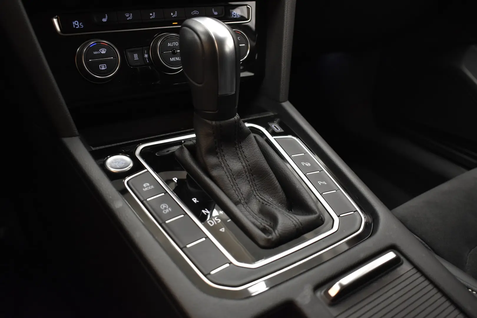 Car Image - 4Rt1DUpGFxG4oEleBe2OEO