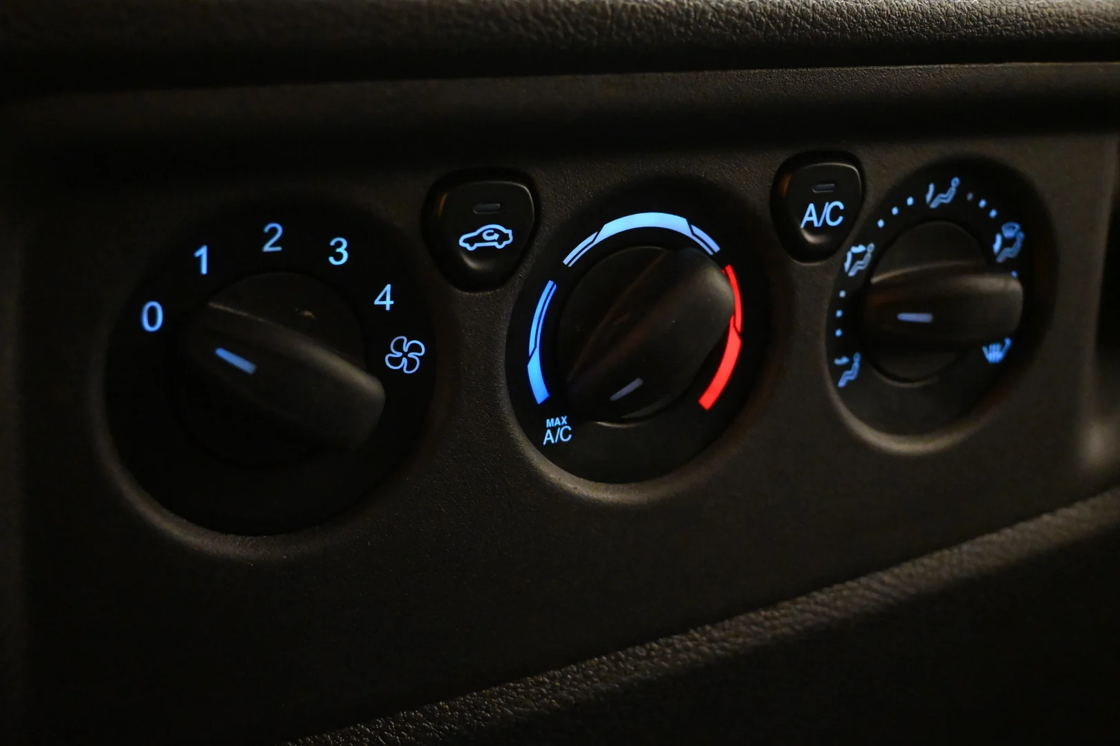 Car Image - 4jgvICCTDHjWTXQxBsexq5