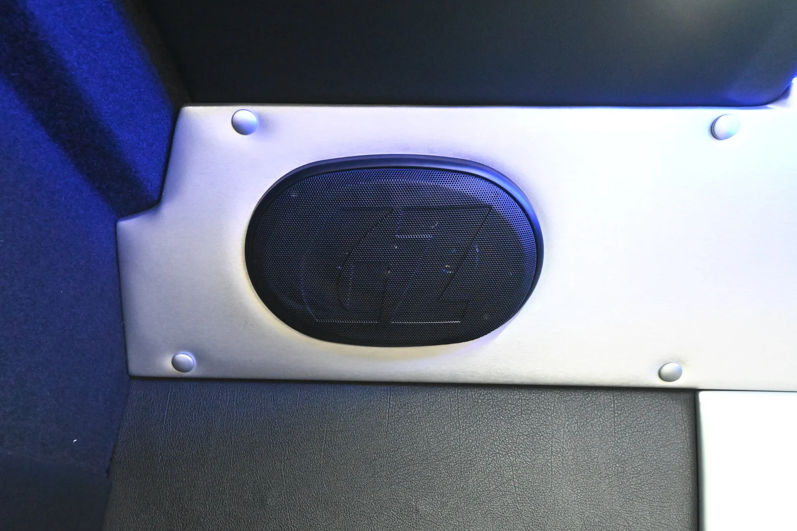 Car Image - 71YmdMi81vc3R54V2usQS