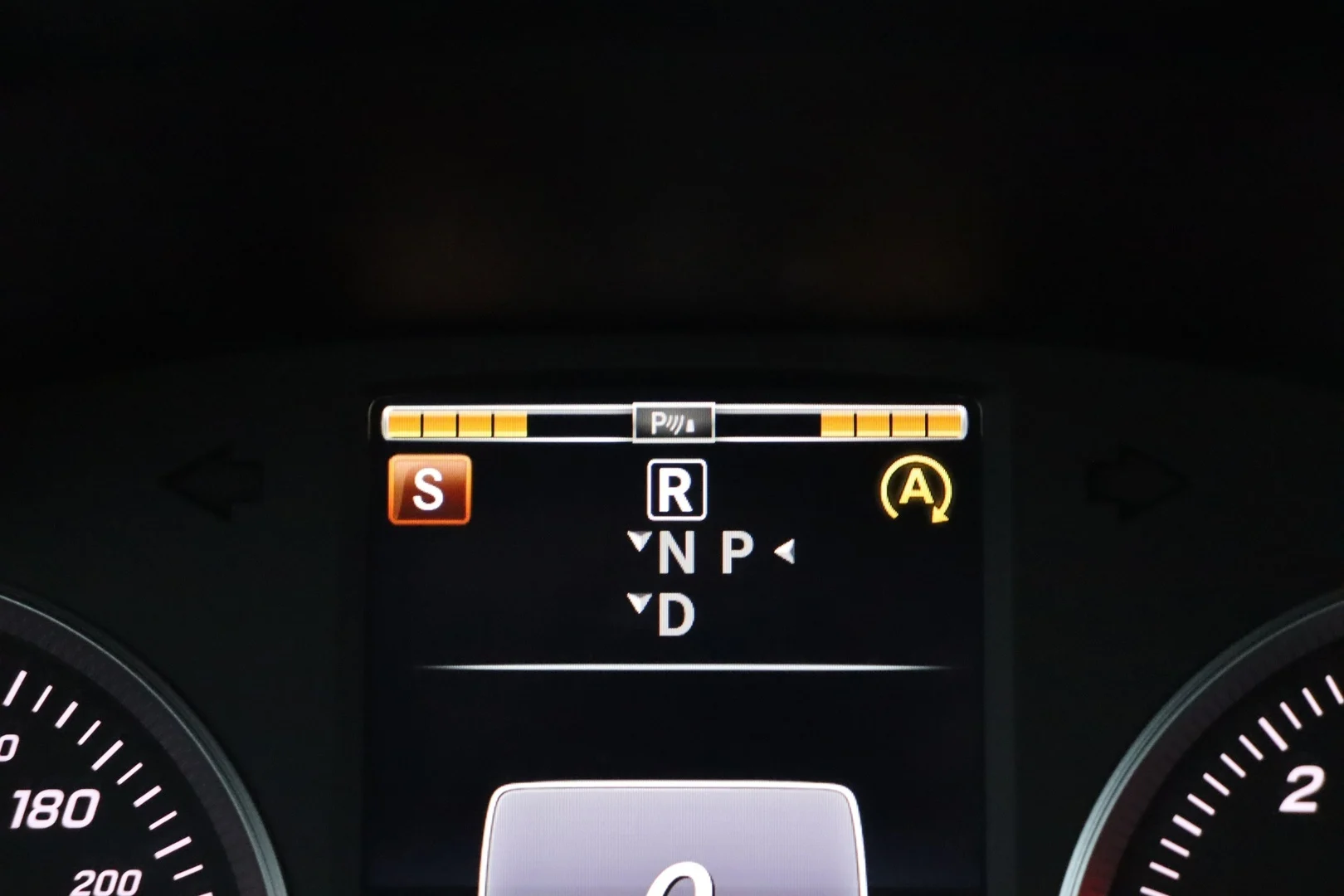 Car Image - V6rq8bDVMT0G5ci0bPmGl