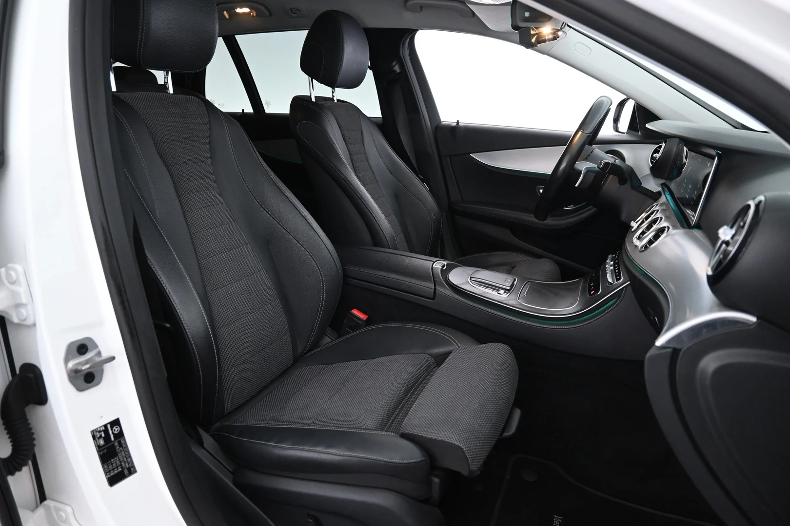 Car Image - 3aj68M2SpDgIzhgG43vdrT