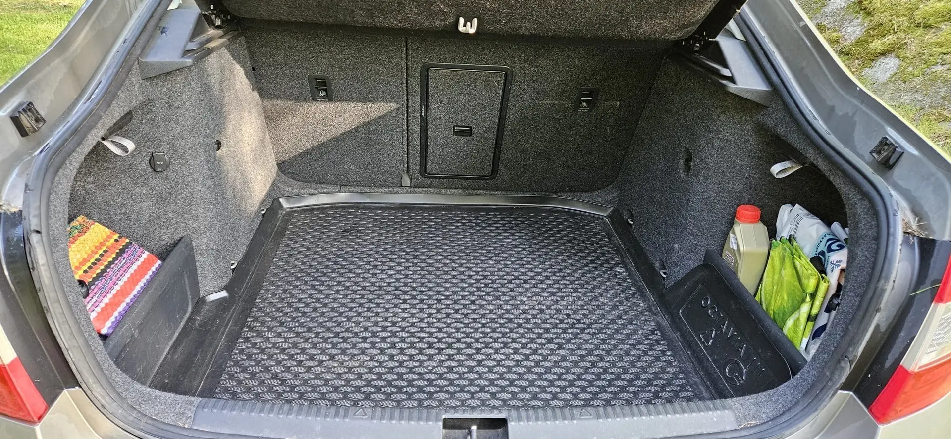 Car Image - 6yMxWjX03Laa2pMuPRhQwv