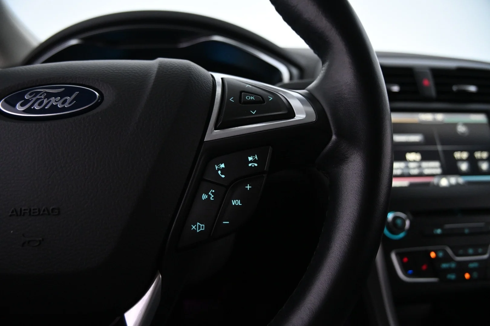 Car Image - 2alIRdt3M7TXHgfp0fVJek
