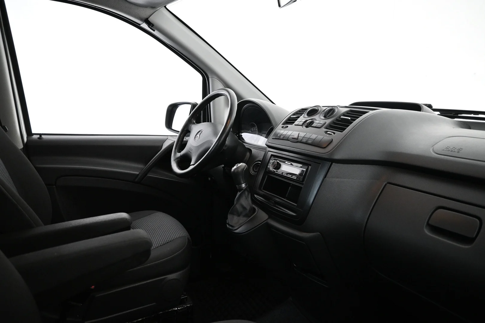 Car Image - 6jH0OLxP9HXDXv2yn1zeo8