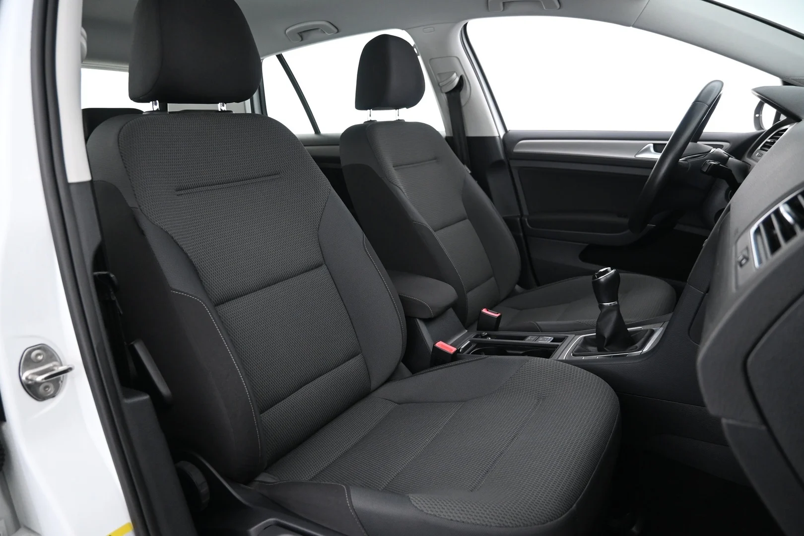 Car Image - 4vMpD9CYfGsenq0gIucQGM