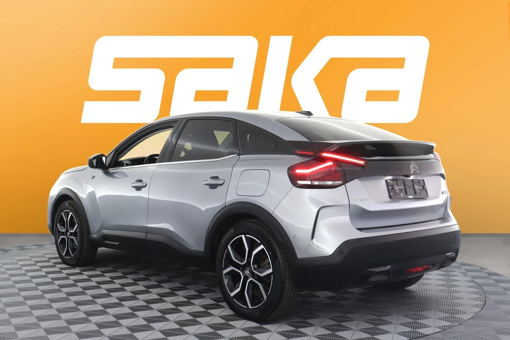 Car Image - 7nGsZryKYXib03CqINPpWz