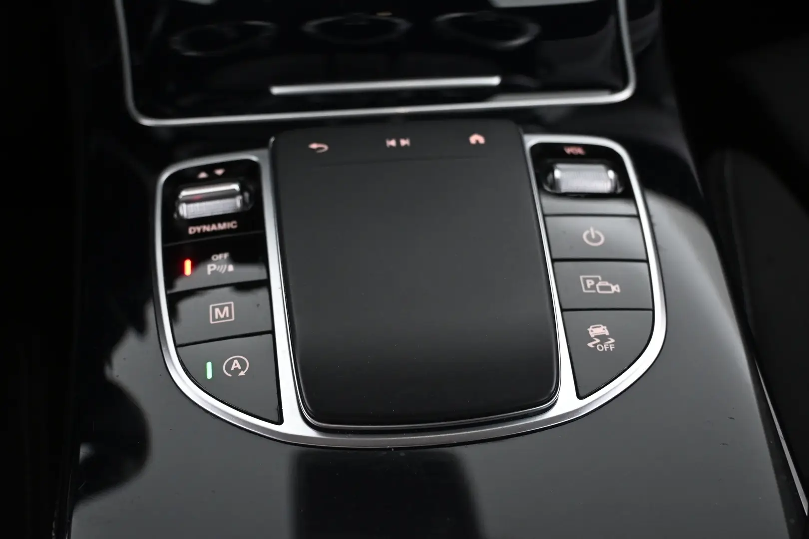 Car Image - 2VhyiIZwJ2dQxOmDFxJhLL