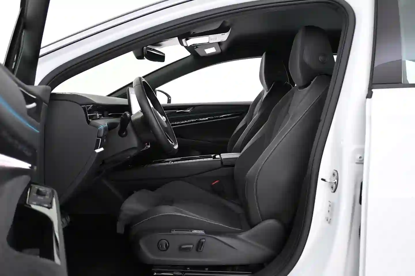 Car Image - 3WA0w2JlFmLKBLIH7T5iMe