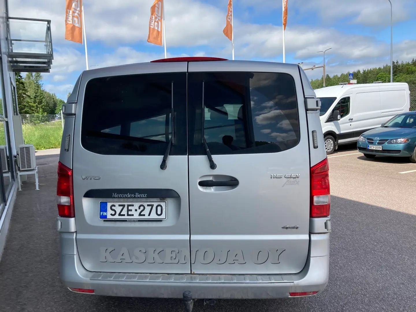 Car Image - 4HzYnRD6zYKN0SsPyLRxxw